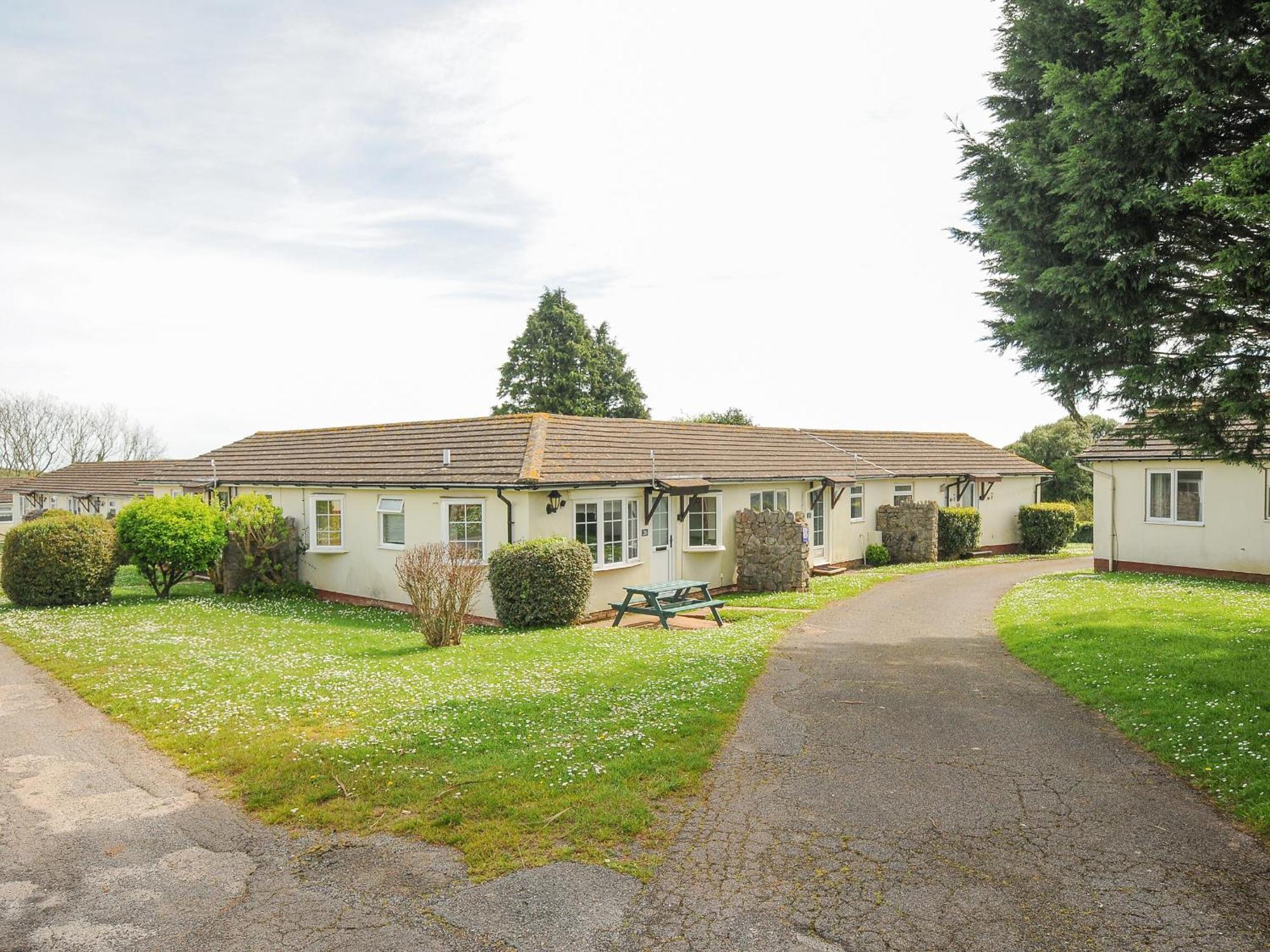 Tb Chalet T37 At Landscove Holiday Park Brixham Esterno foto